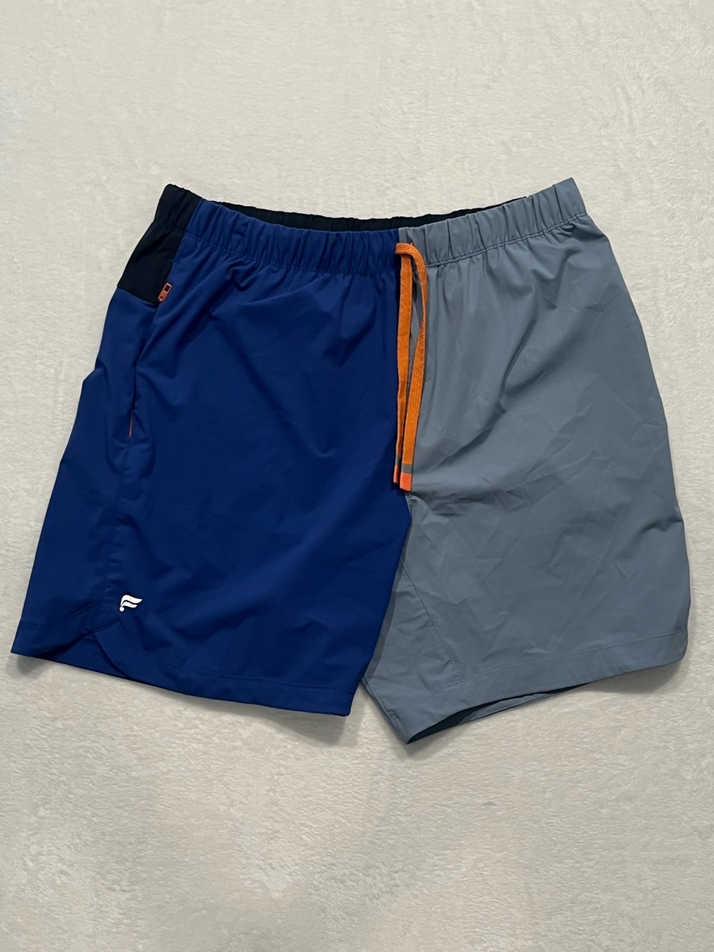Fabletics The One Short Unlined Men’s Size XL Blue & Gray Color Block